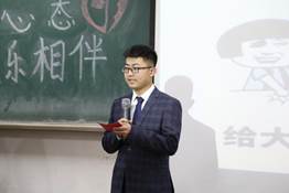 说明: 说明: 1M4A9771